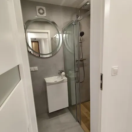 Mieszkanie Konduktorska 1a * Варшава