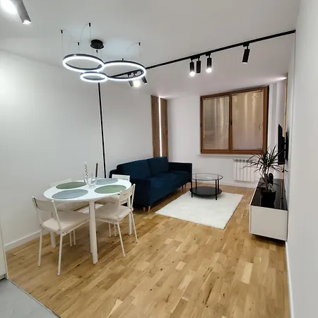 Mieszkanie Konduktorska 1a *